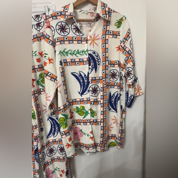 Label of Love Women's Pants & Shirt Set. - Picture 9 of 9